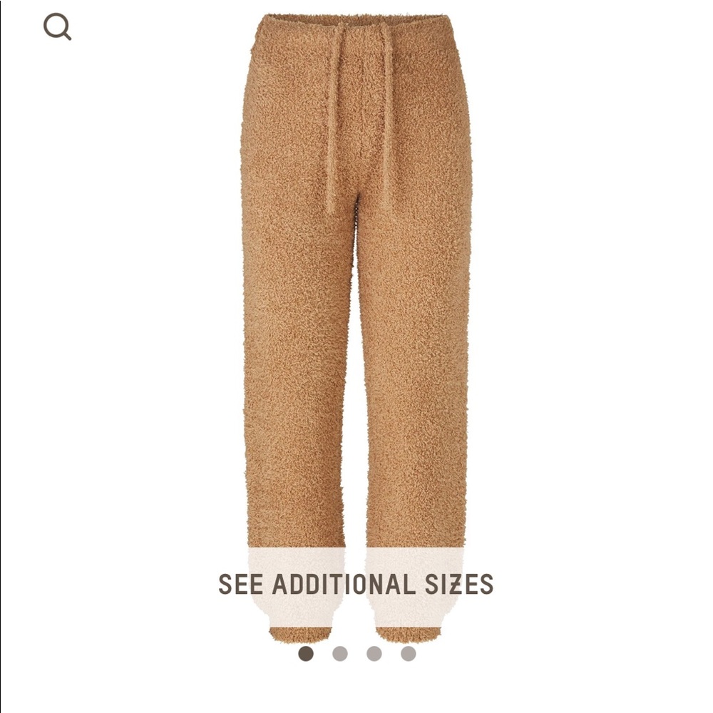 Skims cozy knit jogger in color camel, size S/M. Never worn-tags still on.